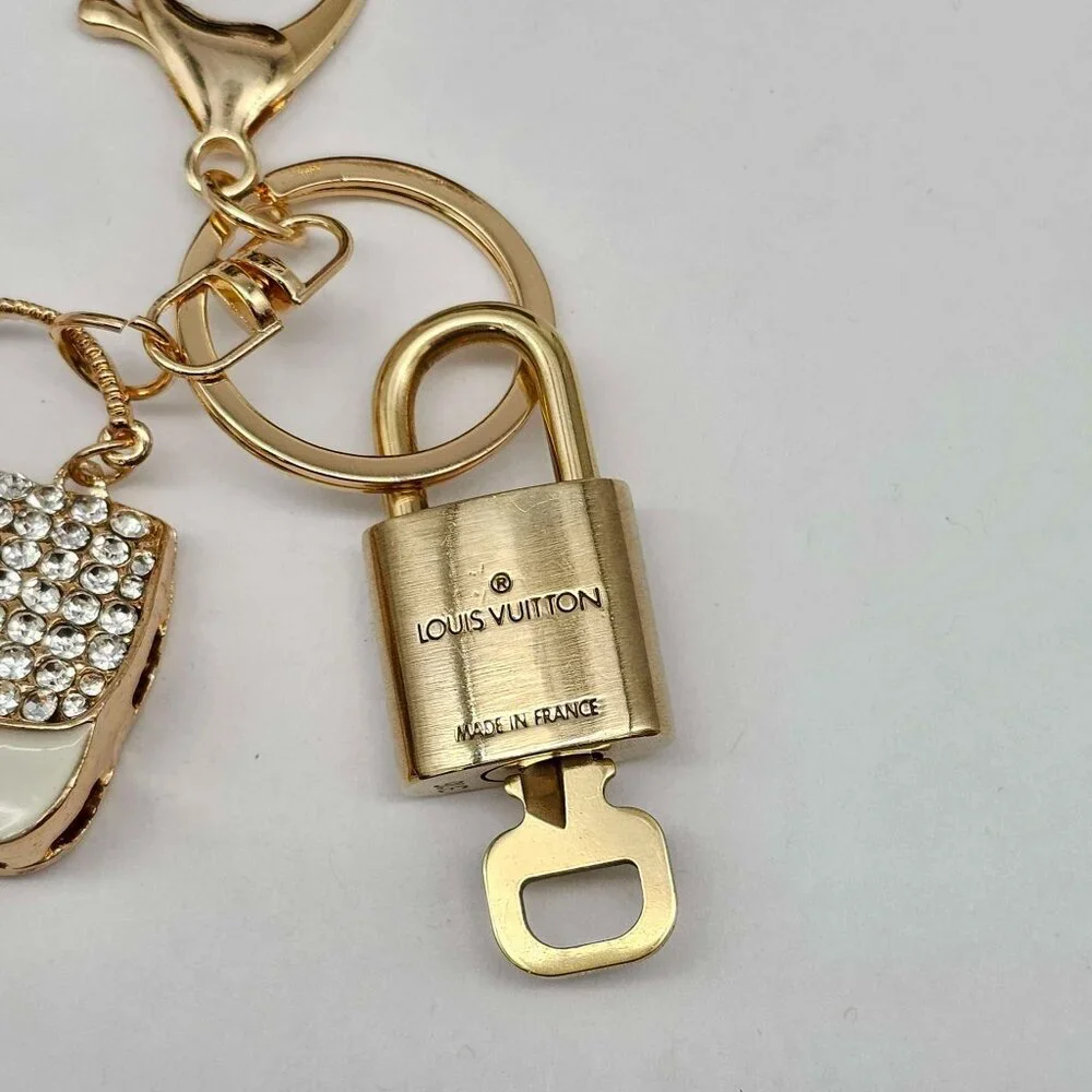 Authentic Louis Vuitton Lock & Key with unbranded Bagcharm, Keycharm 120825 - Picture 6 of 7